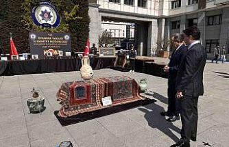 İstanbul’da tarihi eser operasyonu: Yesarizade Kazasker Mustafa İzzet Efendi’nin yaptığı tablo da ele geçirildi