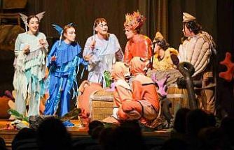 İzmit Körfezi’nin temizlik serüveni tiyatro sahnesinde