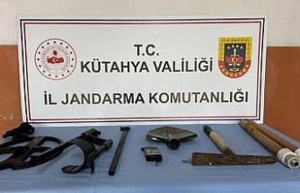 Kaçak kazı malzemeleri ele geçirildi, 2 şüpheli yakalandı