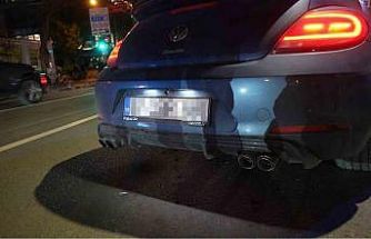 Kadıköy’de abartı egzoz denetimi: Araçlara ceza yağdı