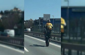 Kadıköy’de plakasız motosikletin tehlikeli yolculuğu kamerada