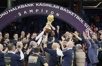 Kadınlar basketbolda şampiyon Fenerbahçe