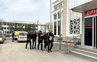 Kahramanmaraş’ta 2,1 milyonluk vurgun yapan sahte polisler yakalandı