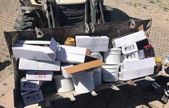 Kamyondaki 4 ton kaçak gıda ürünü imha edildi