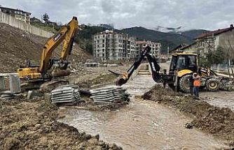 Karabük’te sağanak yağış sonrası dereler taştı