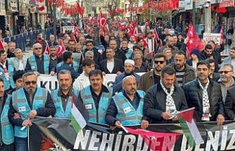 Karabük’te yüzlerce kişi Gazze için yürüdü