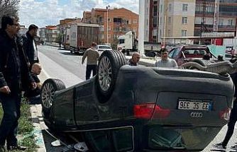 Karapınar’da kontrolden çıkan otomobil takla attı: 2 yaralı