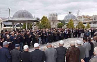 Karapınar’dan hacı adayları dualarla uğurlandı