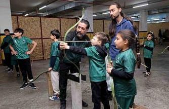 Karatay’da Spor Okulları gençleri geleceğe taşıyor