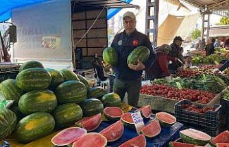 Karpuz pazara dilim dilim düştü: Kilosu 50 TL