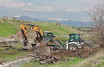Kars-Gümrü demiryolu hattında çalışmalar başladı