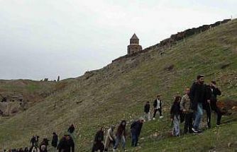 Kars’ta kırk kapılı şehir Ani’ye yoğun ilgi: 4 ayda 50 bin ziyaretçi