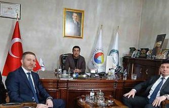 Kars’ta Türkiye-Azerbaycan ekonomik iş birliği masaya yatırıldı