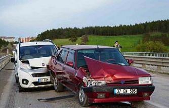 Kastamonu’da iki ayrı trafik kazasında 6 kişi yaralandı