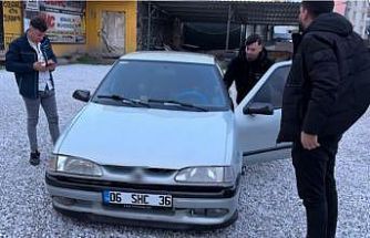 Kazaya yapınca plakaları söküp kaçtı ama polisten kaçamadı