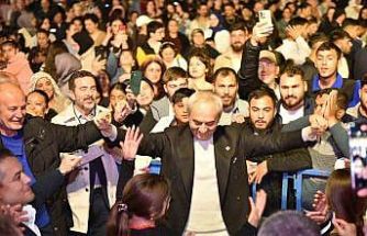 Kepez’de Dünya Romanlar Günü’ne özel ‘Roman Gecesi’