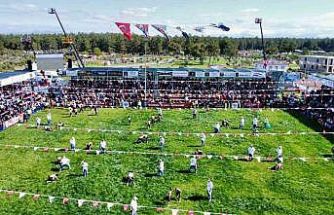 Kepez’de pehlivanlar dualı çayıra çıktı