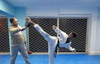 Kilo vermek için başladı, şimdi taekwondoda dünya şampiyonu olmayı istiyor