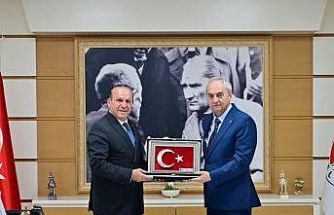 KKTC Başbakan Yardımcısı Ataoğlu, Kepez Belediyesi’nde