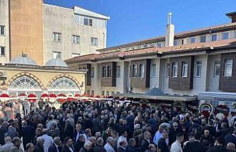 Küçükçekmece Belediye Başkanı Çebi’nin kardeşi Ömer Çebi son yolculuğuna uğurlandı