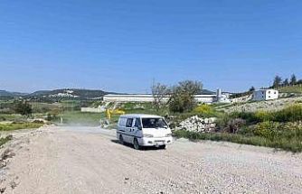 Kula-Selendi eski yolu yeniden ulaşıma açıldı