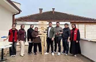 Kullanılmayan paletler tabelaya dönüştü