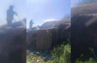 Kumlu’da müstakil ev yangını