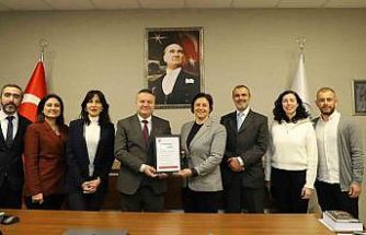 Küresel iş birliği ile mezunlara uluslararası kariyer fırsatı