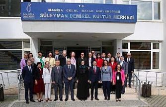 MCBÜ’de "21. yüzyılda kadın ve sağlık" konuşuldu