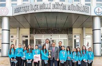 Menteşe Cumhuriyet Ortaokulu Hokey Takımı, Türkiye yarı finalleri yolunda