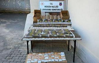 Mersin’de 2 şüpheli binlerce kaçak makaronla yakalandı