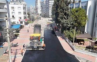 Mersin’de yol yenileme çalışmaları sürüyor