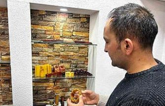 Mescid-i Nebevi modeli tespihi, çocuklarına bırakacak