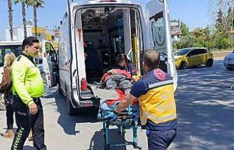 Minibüslerin çarpıştığı kazada sürücüler yaralandı