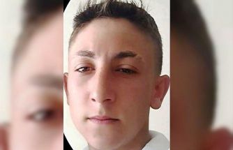 Motosiklet kazasında ağır yaralanan 19 yaşındaki genç 14 günlük yaşam mücadelesini kaybetti