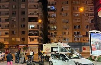 Muratpaşa’da otomobil ile motosiklet çarpıştı: 1 yaralı