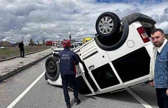 Muş’ta hafif ticari araç takla attı: 1 yaralı