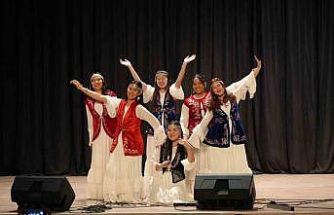 Niğde’deki Nevruz etkinliklerinde Türk dünyası ezgileri sahnelendi