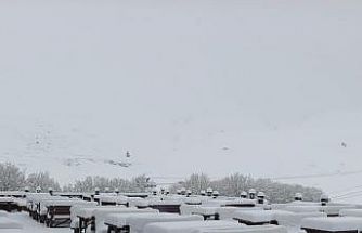 Nisan sonunda Uludağ’da kış geri döndü