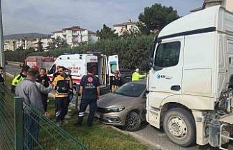 Önüne kattığı otomobili sürükledi