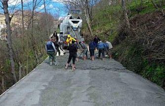 Ordu’da beton yol çalışmaları devam ediyor