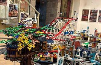 Ortaokul öğrencisi olan Batu’nun lego şehri müzede sergileniyor