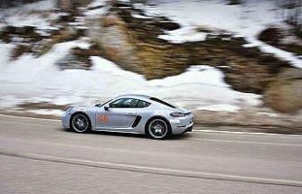 Otomobil tutkunları Uludağ’da buluştu