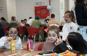 Özel bireyler kendileri için düzenlenen etkinlikte doyasıya eğlendi