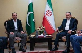 Pakistan Genelkurmay Başkanı Munir, İran Dışişleri Bakanı Arakçi ile görüştü