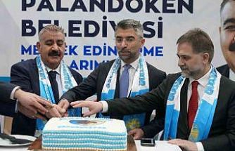 Palandöken Belediyesi’nden kariyer fuarında şampiyonluk coşkusu