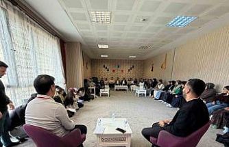 Patnos’ta "Gelenek ve Modernlik" temalı bilim kafe buluşması