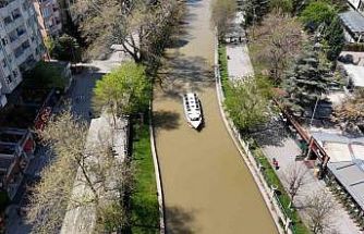 Porsuk Çayı kahverengiye döndü