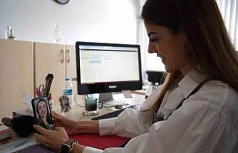 Sağlık çalışanları bu kez hayat kurtarmak için sevdiklerini aradı