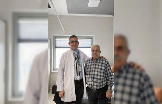 Şah damarındaki darlığa Karotis stent müdahalesi
